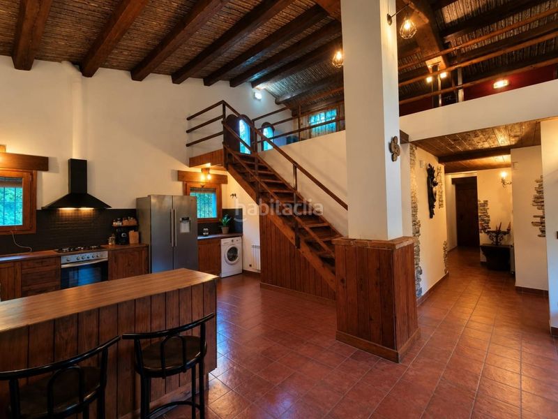 Foto eff000d6-d0ac-4eac-adde-c209c34a68f9. Casa amb calefacció aparcament a Sils