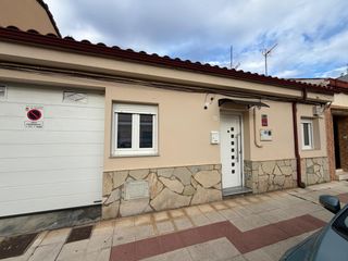 Casa a schiera in Trobajo del camino