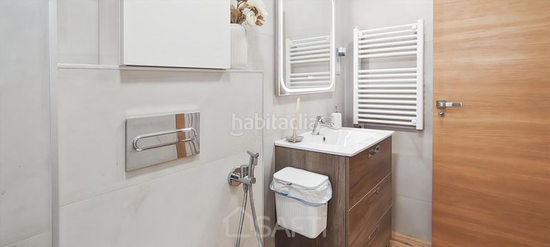 Foto ab9ed0ce-e6a2-4621-8de6-13507017fe00. Etagenwohnung in Les Arenes - La Grípia - Can Montllor Terrassa