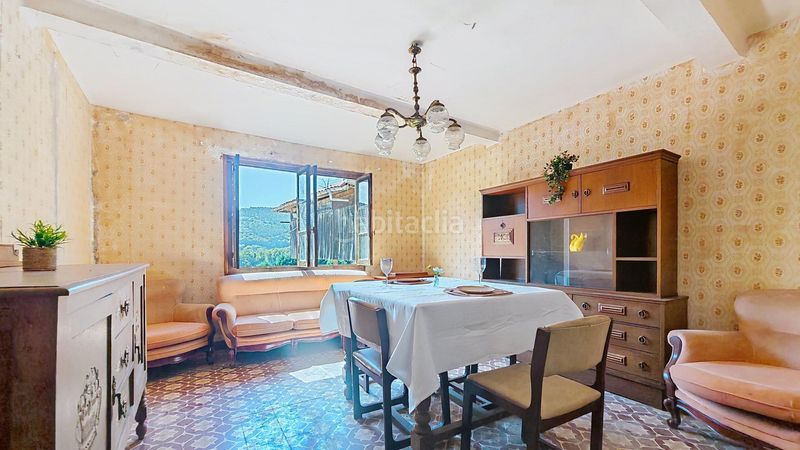 Foto b9167634-2f37-4f75-9eb8-e5e623840ddd. Casa pareada en Grado