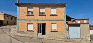 Masia a Villamañán
