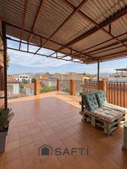 Etagenwohnung in Poniente