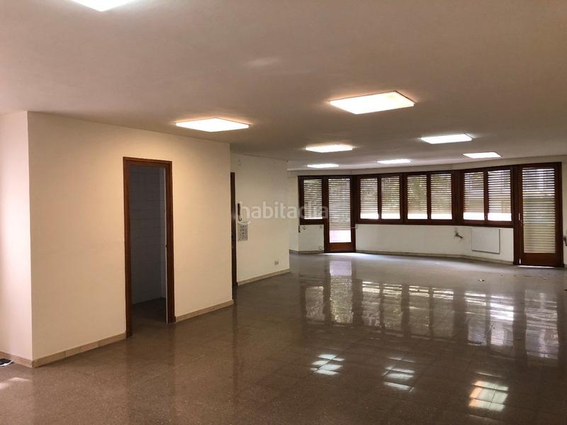 Foto 5010d48e-150f-4e8a-b94c-cae40e33d4e7. Location bureau avec chauffage dans Centre Sabadell