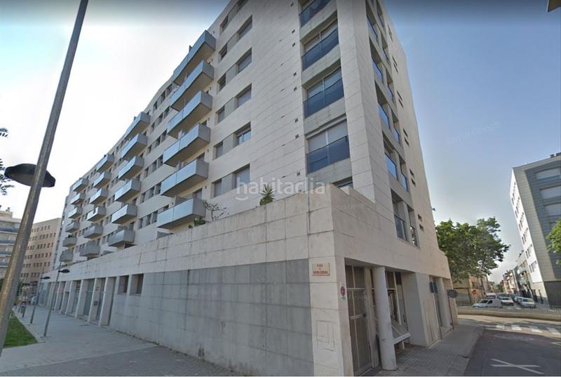 Foto c2fc7e29-22be-4cc1-b18e-32f4849193a7. Location parking voiture dans Centre Sabadell