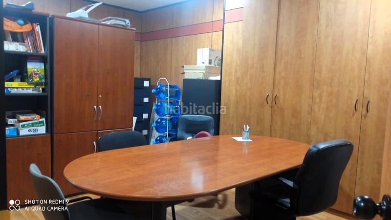 Foto 3bdd91fd-87a5-4d80-a412-a2e72af55448. Local comercial amb calefacció a Centre Sabadell