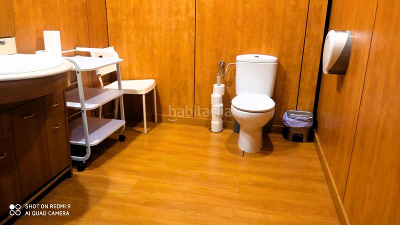 Foto 4a9e0f92-73ca-4770-8e7b-3d0c002d7be6. Local comercial amb calefacció a Centre Sabadell