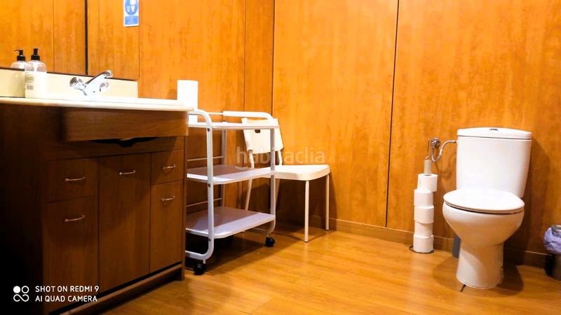 Foto 9f0572bd-103c-4120-8b72-9823a294a581. Local comercial amb calefacció a Centre Sabadell