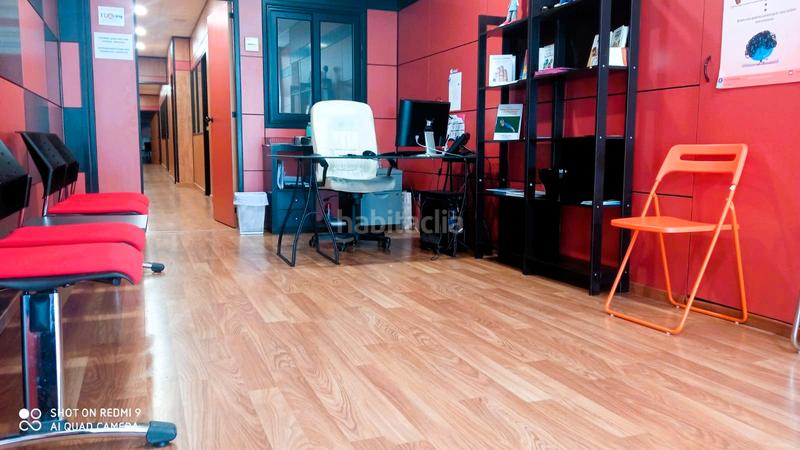 Foto d04e29e5-0f18-4d49-9fe5-0b44effcd6aa. Local comercial amb calefacció a Centre Sabadell