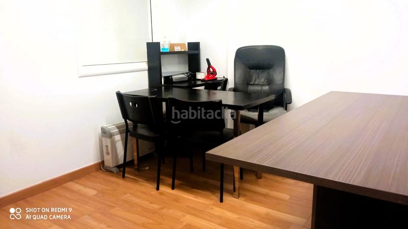 Foto e3e2afe6-90b9-4ad7-b87c-067932427ef1. Local comercial amb calefacció a Centre Sabadell