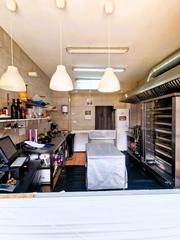 Traspaso Local Comercial  Carrer d'olot. Oportunidad rostisseria
