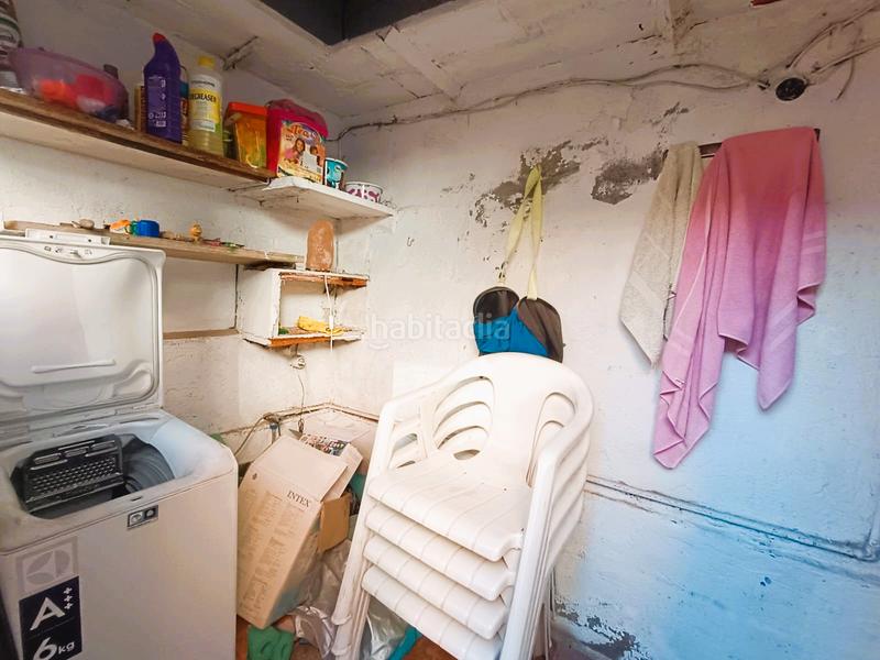 Foto 1b7712df-6906-46b6-8be6-3932ba3a9bac. Casa adosada oportunidad: casa luminosa con terraza en Sabadell