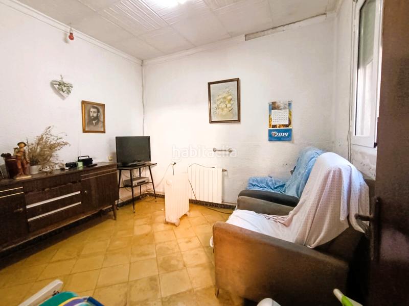 Foto 9286e4f5-36a0-4e4a-b9a7-2a0ee03dfc3d. Casa adosada oportunidad: casa luminosa con terraza en Sabadell