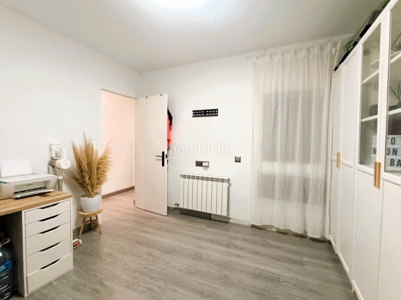 Foto bc1e94d3-2d80-4f78-a586-04ba0d89bf0c. Pis amb calefacció a Ca n'Aurell Terrassa