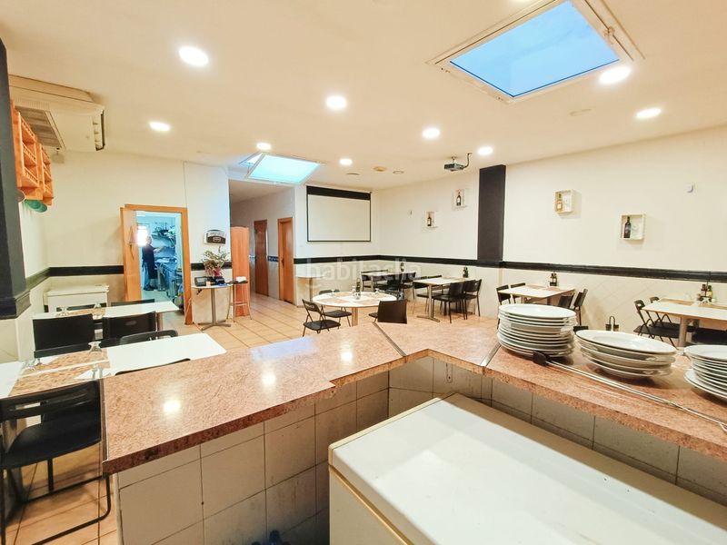 Foto 49d39522-2905-45ab-b334-a7b3dde40418. Traspaso local comercial restaurante con brasa en traspaso en Sabadell