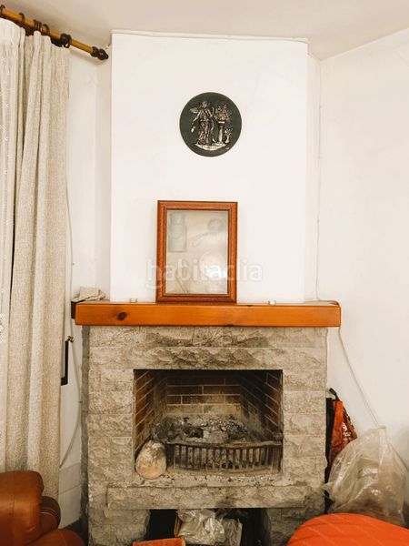 Foto 16aa6a61-2871-4d10-85f9-0ee51f7202a7. Masia amb xemeneia calefacció a Bagà