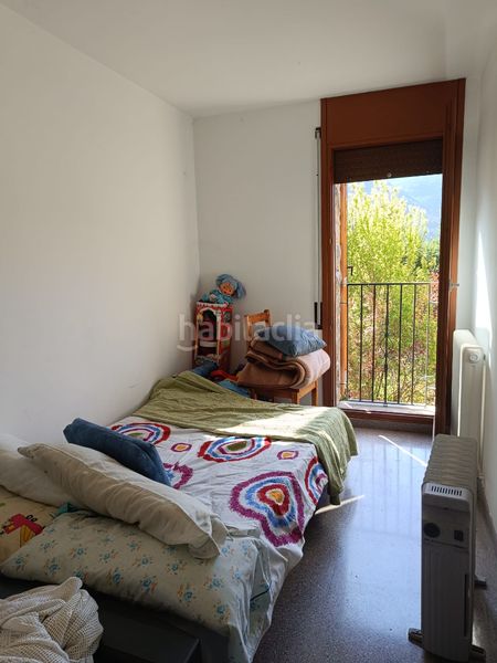 Foto 4afc843b-e616-4cfa-b17a-eb7952a8e315. Masia amb xemeneia calefacció a Bagà