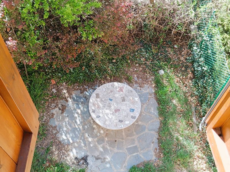 Foto d47af4a0-c52e-4c0e-8652-f2ec9fa021be. Masia amb xemeneia calefacció a Bagà