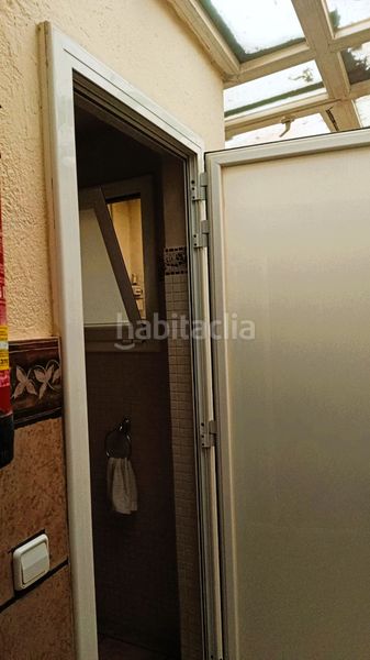 Foto b3925076-b0ae-4438-8347-ad762748e4f0. Local comercial a Can Rull Sabadell