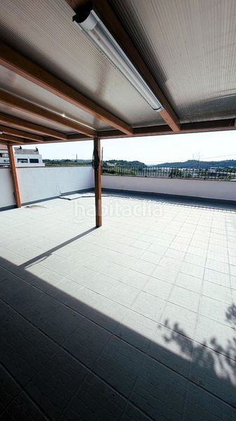 Foto aa45baf3-3685-4c7b-b641-0ed601880895. Casa adossada amb xemeneia calefacció aparcament a Viladecavalls