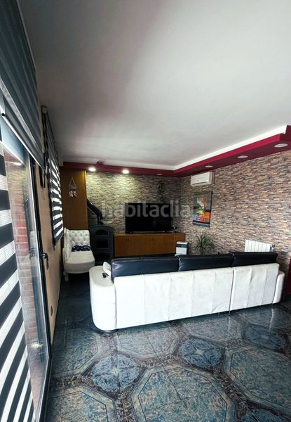 Foto c5ca3f2f-119f-4e05-aac6-d181a82afc9c. Casa adossada amb xemeneia calefacció aparcament a Viladecavalls