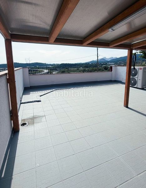 Foto f57cf6b6-ce64-4e98-aac3-2ba137d8334b. Casa adossada amb xemeneia calefacció aparcament a Viladecavalls
