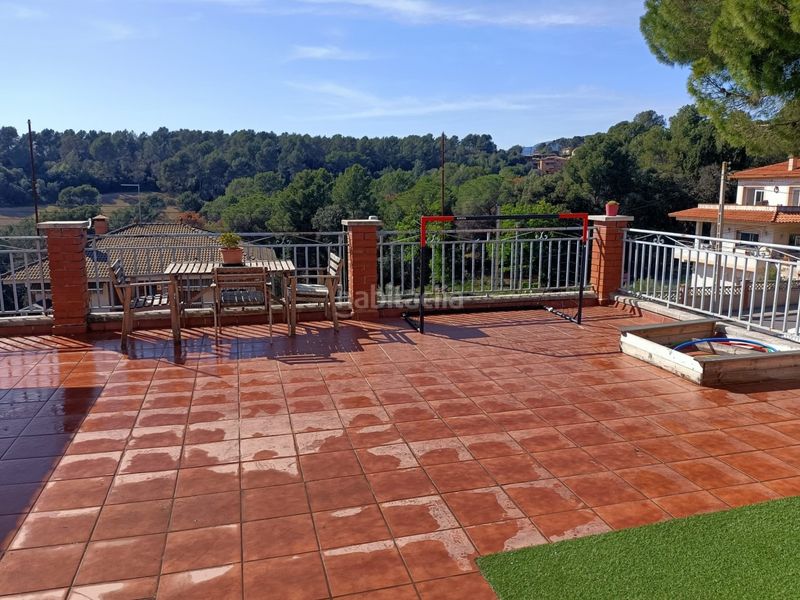 Foto 4f54310d-2c7d-481a-90bf-25a7dcc99ab6. Casa amb xemeneia calefacció aparcament piscina a Sentmenat