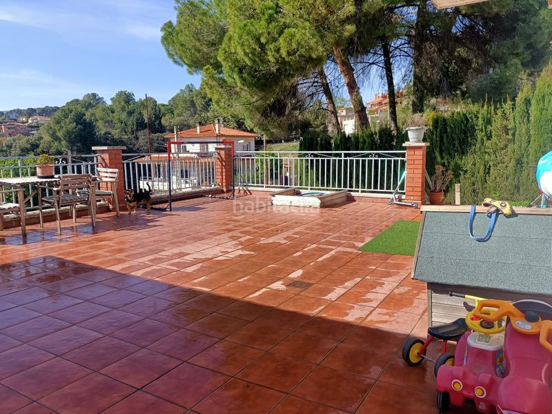 Foto f4d7ce5a-86b4-4116-b796-07734e9023e9. Casa amb xemeneia calefacció aparcament piscina a Sentmenat