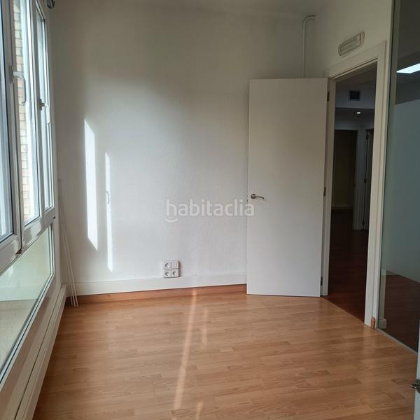 Foto d2011606-df9b-4c79-a661-667d3eef3787. Affitto ufficio in avinguda de valència 6 in Molins de Rei