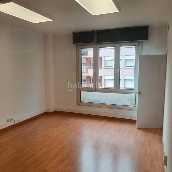 Foto e38301aa-7a60-44d6-b737-b9a91482e66d. Affitto ufficio in avinguda de valència 6 in Molins de Rei