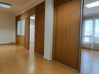 Lloguer Oficina a Avinguda de valència 6. Dos despachos y sala listo para entrar