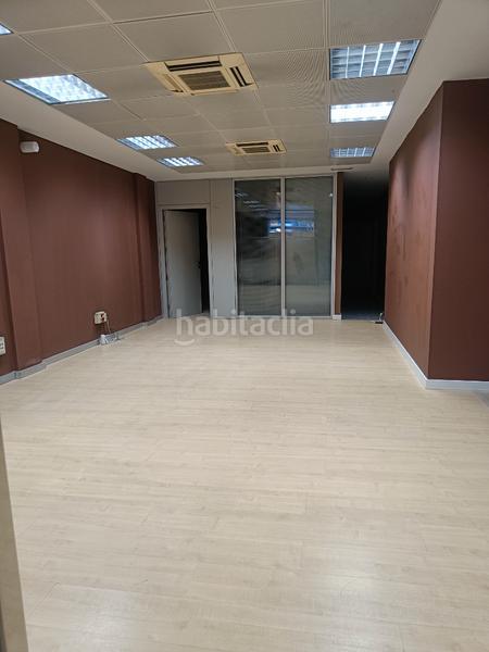 Foto b741da58-f462-4418-bec1-529a972b876d. Affitto locale commerciale in avinguda de valència 6 in Molins de Rei