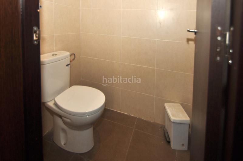 Foto a9ed0b5f-b1e3-4f04-b342-3ba3cb4525a9. Bâtiment à usage industriel avec chauffage dans Quer