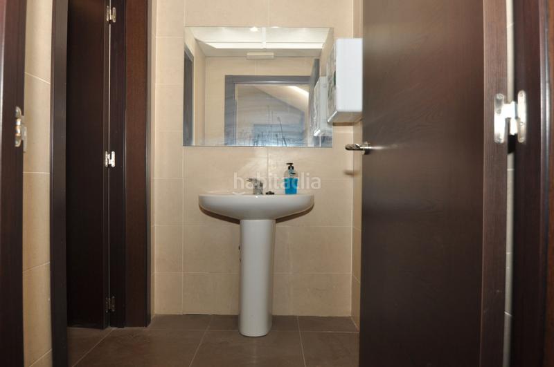 Foto fd6c8163-5f3c-4d6d-963d-1704c001e4e7. Bâtiment à usage industriel avec chauffage dans Quer