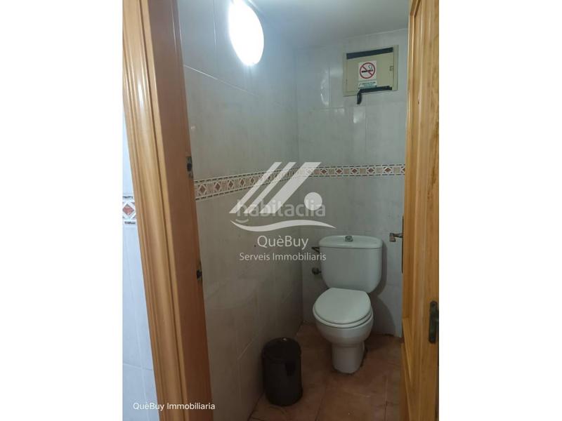 Foto 65a20712-d5af-452f-9648-f4b0d1fcd896. Lloguer local comercial a Valls