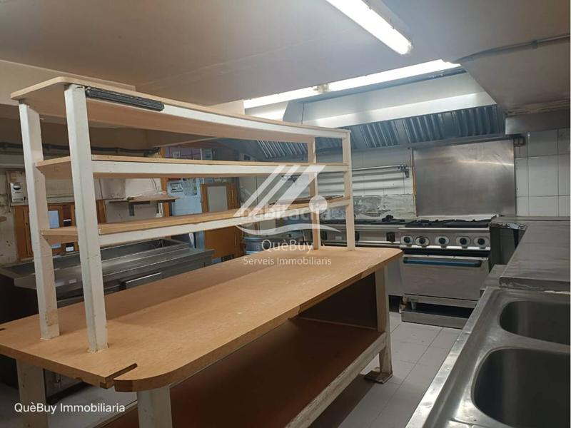 Foto c08e80cd-d65d-41a6-885d-c97f082f1dd2. Lloguer local comercial a Valls