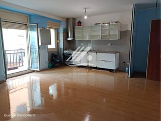 Pis a Valls. Edificio esquinero en venta ideal inversores en valls