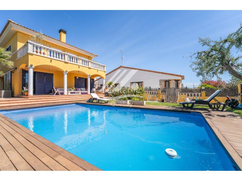 Foto 158ed642-9603-4a3c-91ef-4623977931d0. Chalet  en venta en Ciutat jardí Bonanova Calafell