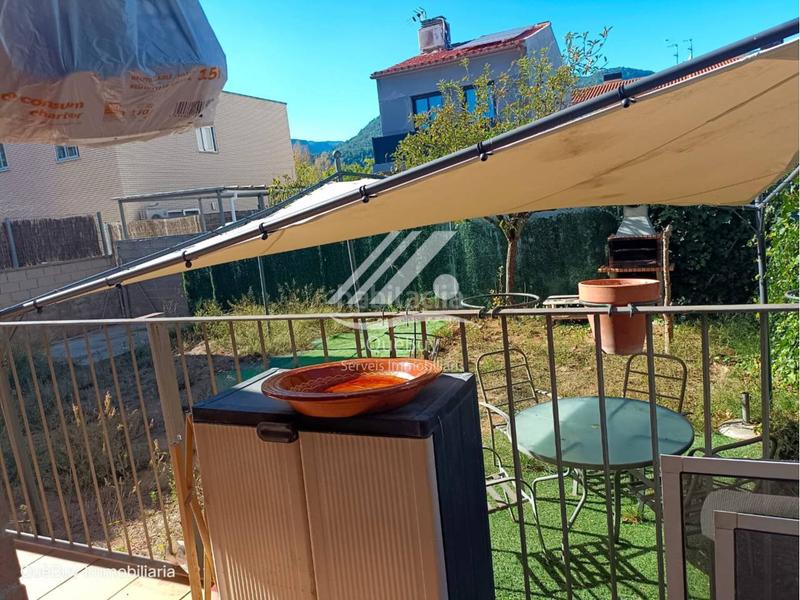 Foto 66d1f12b-5fd6-440d-82f3-02824118f10a. Piso  con jardín y parquin en venta en Montblanc