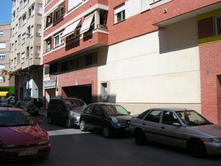 Lloguer Local Comercial a Ensanche - Parque del Oeste. Local en alquiler de obra para acondicionar a su gusto