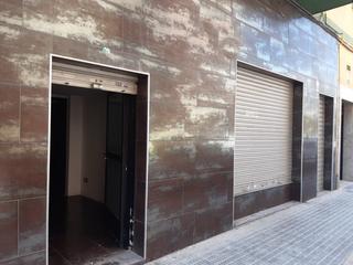 Business premise in Zona Avenida del Mar. Local comercial adaptable a vivienda en venta en zona grapa