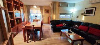 Rent Flat  Batalla de lepanto. Piso en alquiler en boqueras, 3 dormitorios.