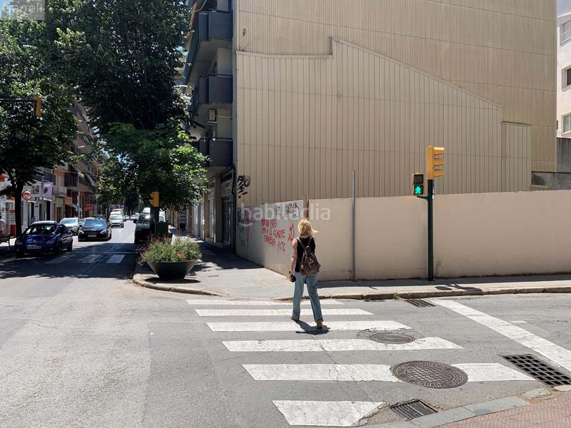 Foto 2fe678f4-d20f-467f-9b11-cc60b8557f26. Terreno residenziale in Creu de la Mà Figueres