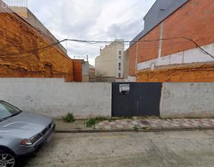 Terreno residenziale  Carrer de montagut. 6 pisos  bajos 10 plazas de parquing