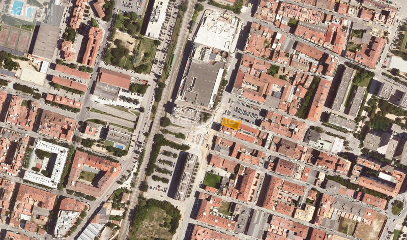 Foto f590e577-bc65-420e-94c6-531da177ff99. Terreny residencial a Eixample Sud-Migdia Girona
