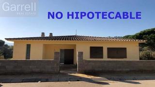 Chalet  Cl malgrat de mar  
 tordera (barcelona). Casa en construcción. no dispone de final de obra