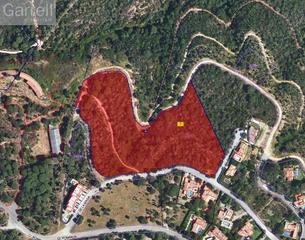 Terreny residencial  Cl papallona 
 castell-platja d'aro (girona)