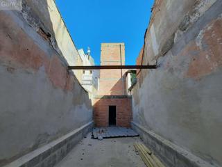 Terreny residencial  Cl de les tres creus 
 sabadell (barcelona)