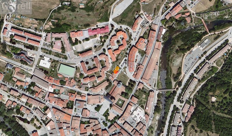 Foto a1089276-1d02-44fe-b73c-c9f36f2a7cb5. Residential plot in Ripoll