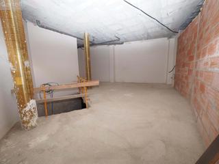 Local Comercial  Cl pare vilaseca  es:l pl: pt:
 igualada (barcelona)