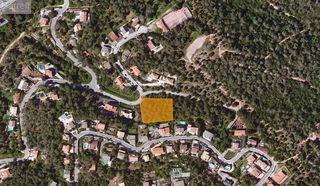 Terreny residencial a CL COLL MONNER DE 
 CASTELLAR DEL VALLES (BARCELONA)